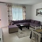 Orkidea Apartamento Golem (Tirana)