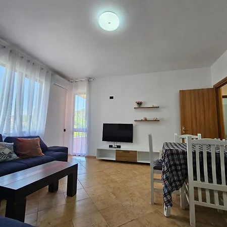 Orkidea Apartment Golem (Tirana)