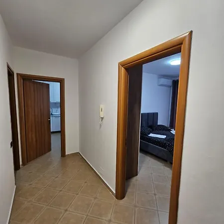 Orkidea Apartment Golem (Tirana)