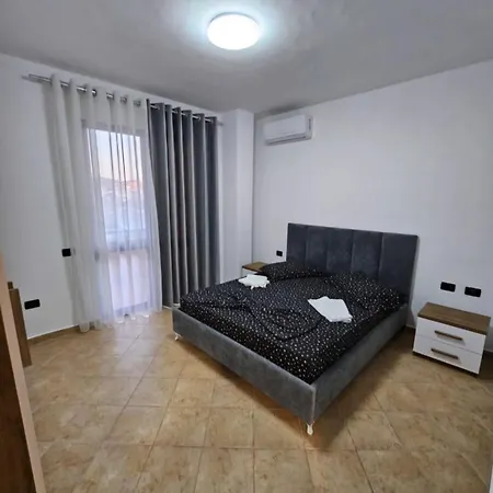 Orkidea Apartment *