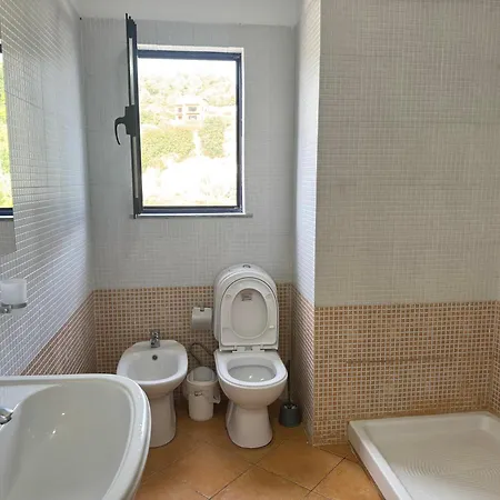 Orkidea Apartment Golem (Tirana)