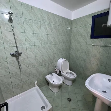 Orkidea Golem (Tirana)