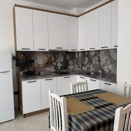 Orkidea Golem (Tirana)