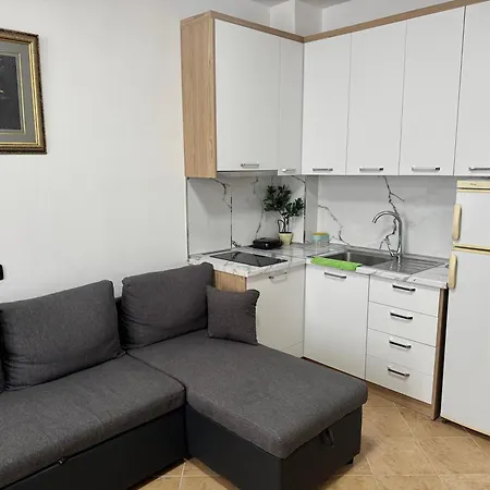 Orkidea Apartament Golem (Tirana)